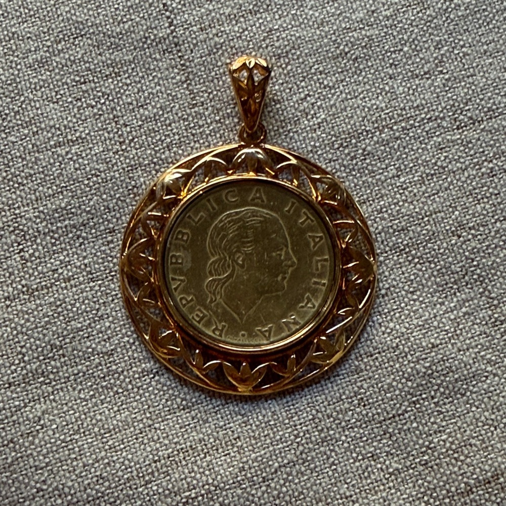 Gold plated sterling silver 925 Italian Coin Pendant